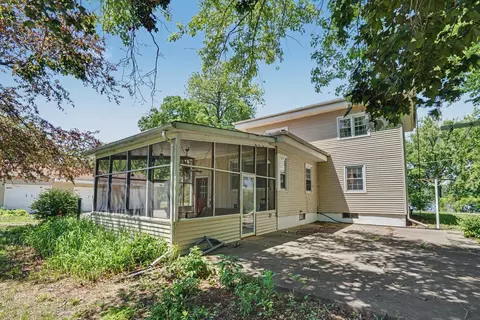Exterior - 15660 Ebson Rd, Fulton, IL 61252 photo 7 of 8