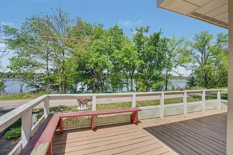 Exterior - 15660 Ebson Rd, Fulton, IL 61252 photo 3 of 8