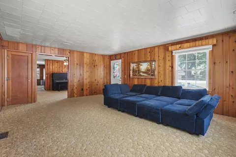 Living - 15660 Ebson Rd, Fulton, IL 61252 photo 1 of 5