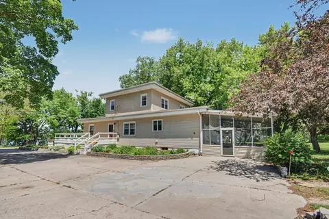 Exterior - 15660 Ebson Rd, Fulton, IL 61252 photo 2 of 8
