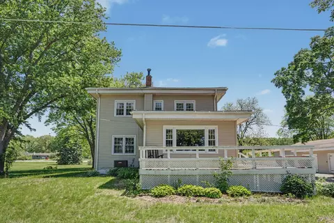 15660 Ebson Rd, Fulton, IL 61252