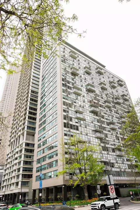 1000 N Lake Shore Dr #809, Chicago, IL 60611