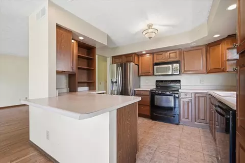Kitchen - 1428 Hanson Dr, Normal, IL 61761 photo 1 of 4