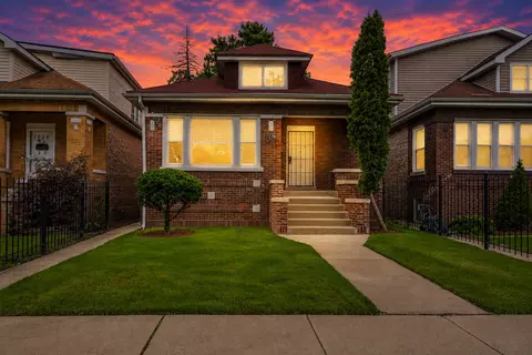 7526 S Honore St, Chicago, IL 60620