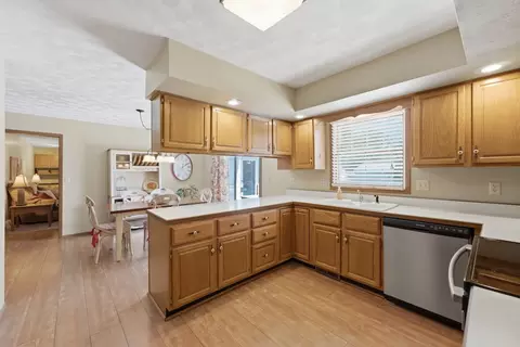 Kitchen - 3610 73rd St, Moline, IL 61265 photo 1 of 2