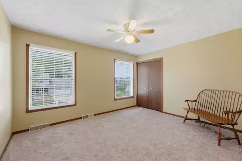 Bedroom - 3610 73rd St, Moline, IL 61265 photo 3 of 3