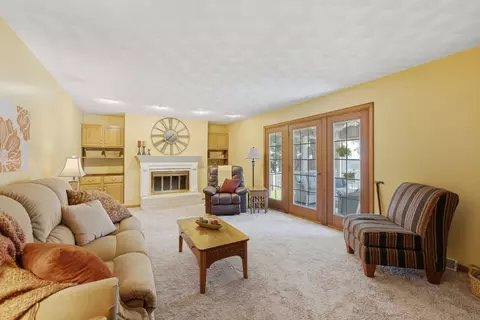 Living - 3610 73rd St, Moline, IL 61265 photo 2 of 2