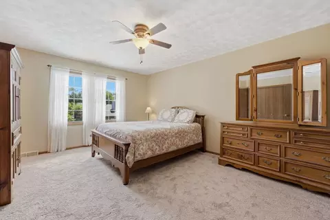 Bedroom - 3610 73rd St, Moline, IL 61265 photo 1 of 3