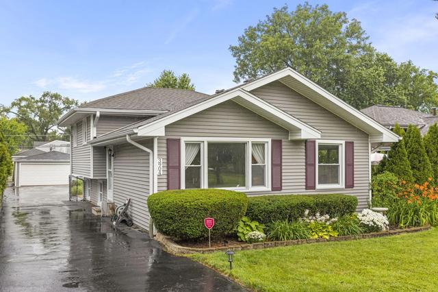 3904 N Adams St, Westmont, IL 60559
