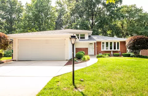 14440 Brentwood St, Orland Park, IL 60462
