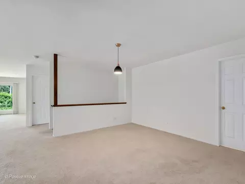 Living - 1039 Oakview Dr, Wheaton, IL 60187 photo 1 of 8