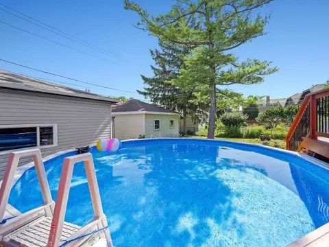 Exterior - 6427 27th Pl, Berwyn, IL 60402 photo 5 of 7