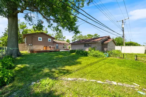 Exterior - 15023 Mission Ave, Oak Forest, IL 60452 photo 5 of 8
