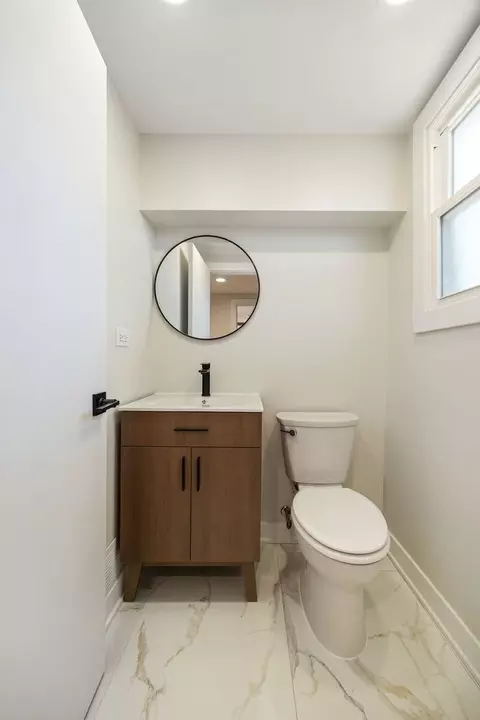 Bath - 15023 Mission Ave, Oak Forest, IL 60452 photo 3 of 3