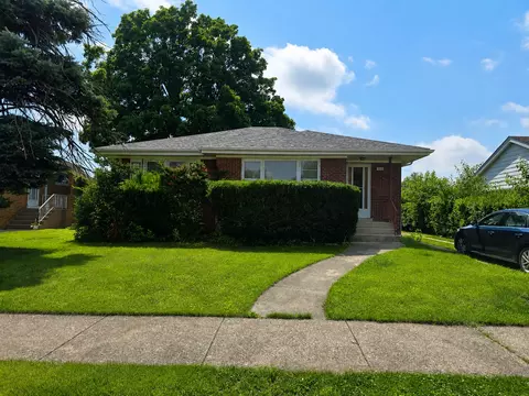 11043 Boeger Ct, Westchester, IL 60154