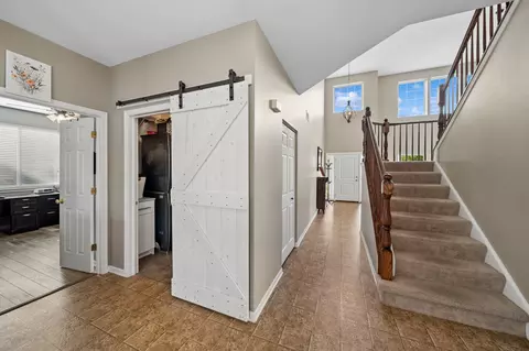 Entry Way - 25209 Scott Dr, Plainfield, IL 60544 photo 2 of 4