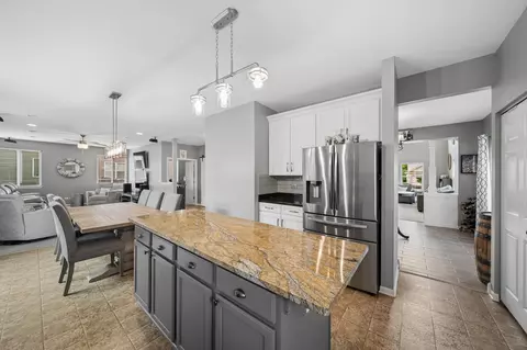 Kitchen - 25209 Scott Dr, Plainfield, IL 60544 photo 4 of 4