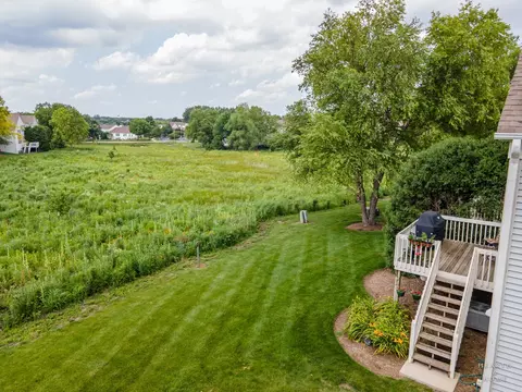 1 Parkside Ct, Algonquin, IL 60102 photo 4