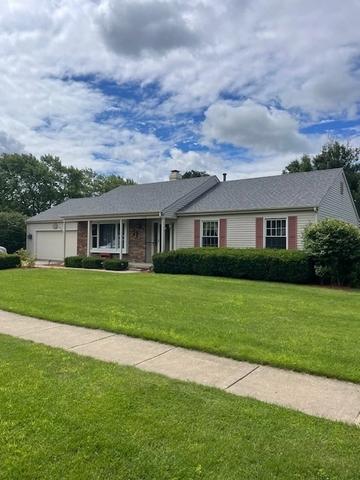 120 Strawberry Ln, Yorkville, IL 60560