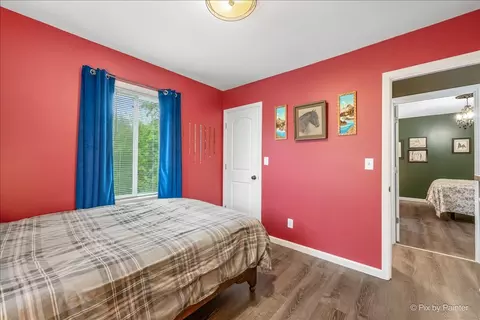 Bedroom - 809 E Wilson St, Batavia, IL 60510 photo 3 of 3