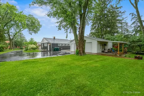 Exterior - 809 E Wilson St, Batavia, IL 60510 photo 5 of 8