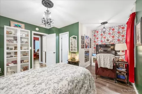 Bedroom - 809 E Wilson St, Batavia, IL 60510 photo 1 of 3