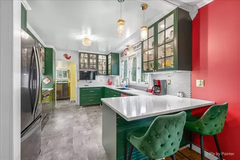 Kitchen - 809 E Wilson St, Batavia, IL 60510 photo 1 of 4