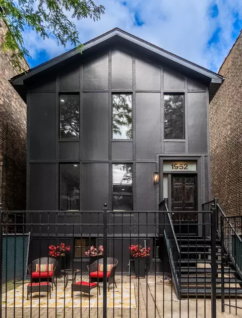 1952 N Bissell St, Chicago, IL 60614