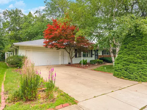 405 Michael Ct, Normal, IL 61761