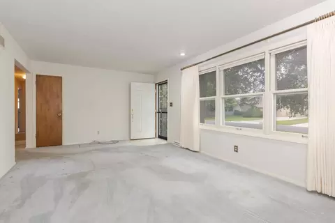 Living - 405 Michael Ct, Normal, IL 61761 photo 1 of 4