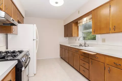 Kitchen - 405 Michael Ct, Normal, IL 61761 photo 3 of 4