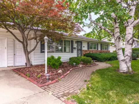 Exterior - 405 Michael Ct, Normal, IL 61761 photo 3 of 8