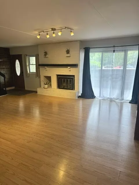 Living - 1103 Kenneth Cir, Elgin, IL 60120 photo 1 of 1