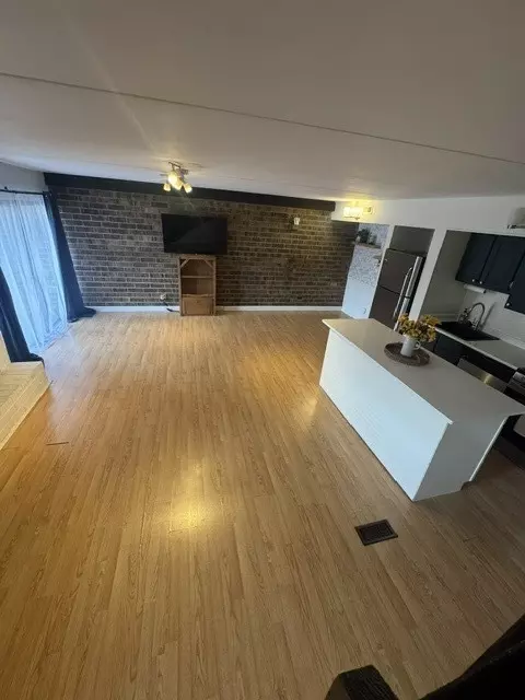 Other - 1103 Kenneth Cir, Elgin, IL 60120 photo 3 of 5