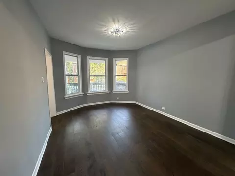 Living - 6922 S Rockwell St, Chicago, IL 60629 photo 2 of 4