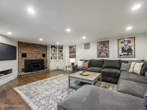 1701 Wagner Rd, Glenview, IL 60025 photo 22