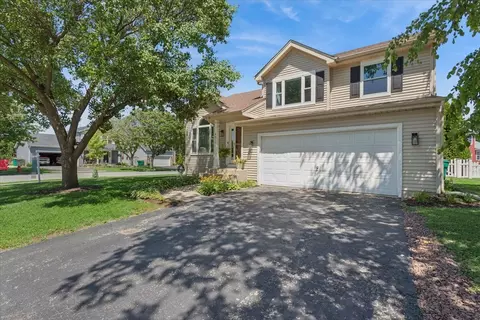 4511 Fieldcrest Ct, Plainfield, IL 60586 photo 3