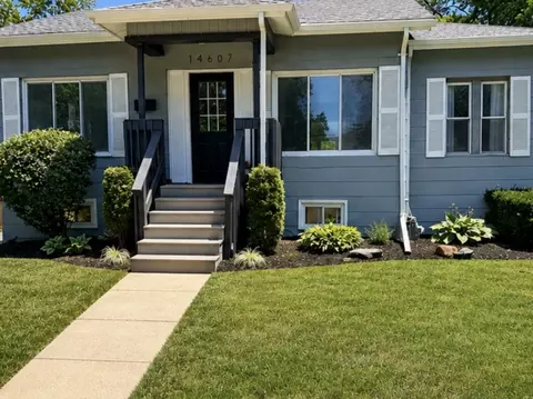 14607 Saint Louis Ave, Midlothian, IL 60445