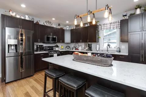 Kitchen - 101 E 4th St, El Paso, IL 61738 photo 4 of 10