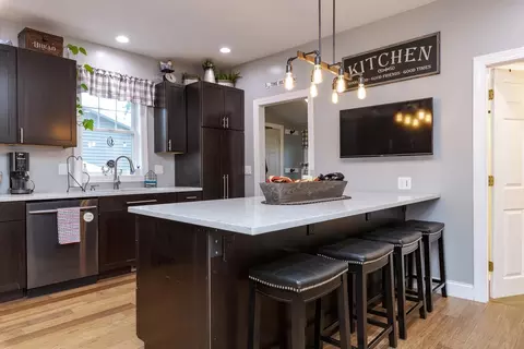 Kitchen - 101 E 4th St, El Paso, IL 61738 photo 3 of 10