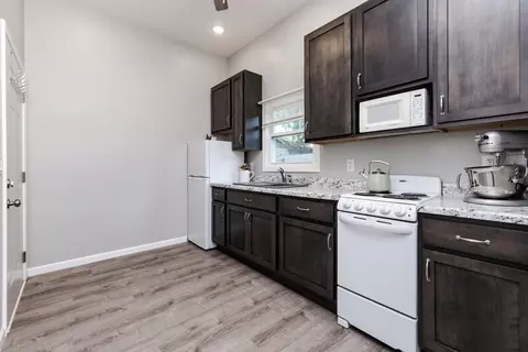 Kitchen - 101 E 4th St, El Paso, IL 61738 photo 10 of 10
