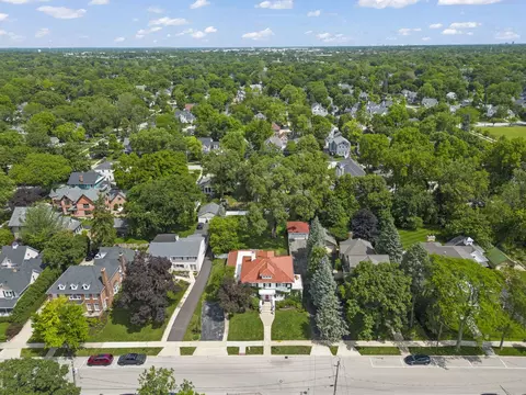 201 W Union Ave, Wheaton, IL 60187 photo 10