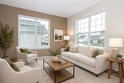 Living - 3617 Emerald Rd, Elgin, IL 60124 photo 4 of 5