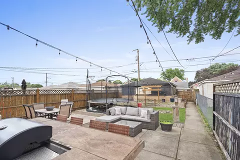 Exterior - 3537 Harvey Ave, Berwyn, IL 60402 photo 4 of 4