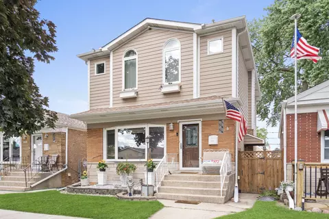 3537 Harvey Ave, Berwyn, IL 60402