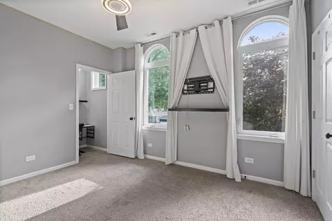 Bedroom - 3537 Harvey Ave, Berwyn, IL 60402 photo 7 of 7