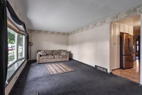 Living - 3537 Harvey Ave, Berwyn, IL 60402 photo 3 of 3