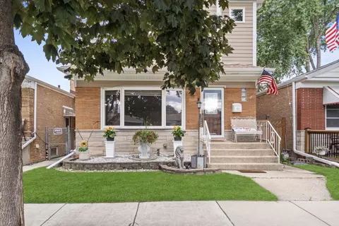 Exterior - 3537 Harvey Ave, Berwyn, IL 60402 photo 2 of 4