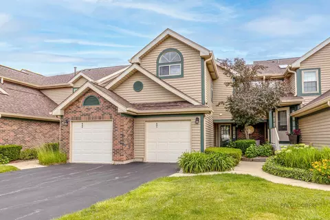 951 Ridgefield Ln, Wheeling, IL 60090