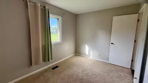 Bedroom - 151 Pier Ct, Naperville, IL 60565 photo 4 of 4